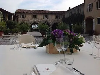 La Foresteria Serego Alighieri SantʼAmbrogio di Valpolicella مزرعة للإقامة